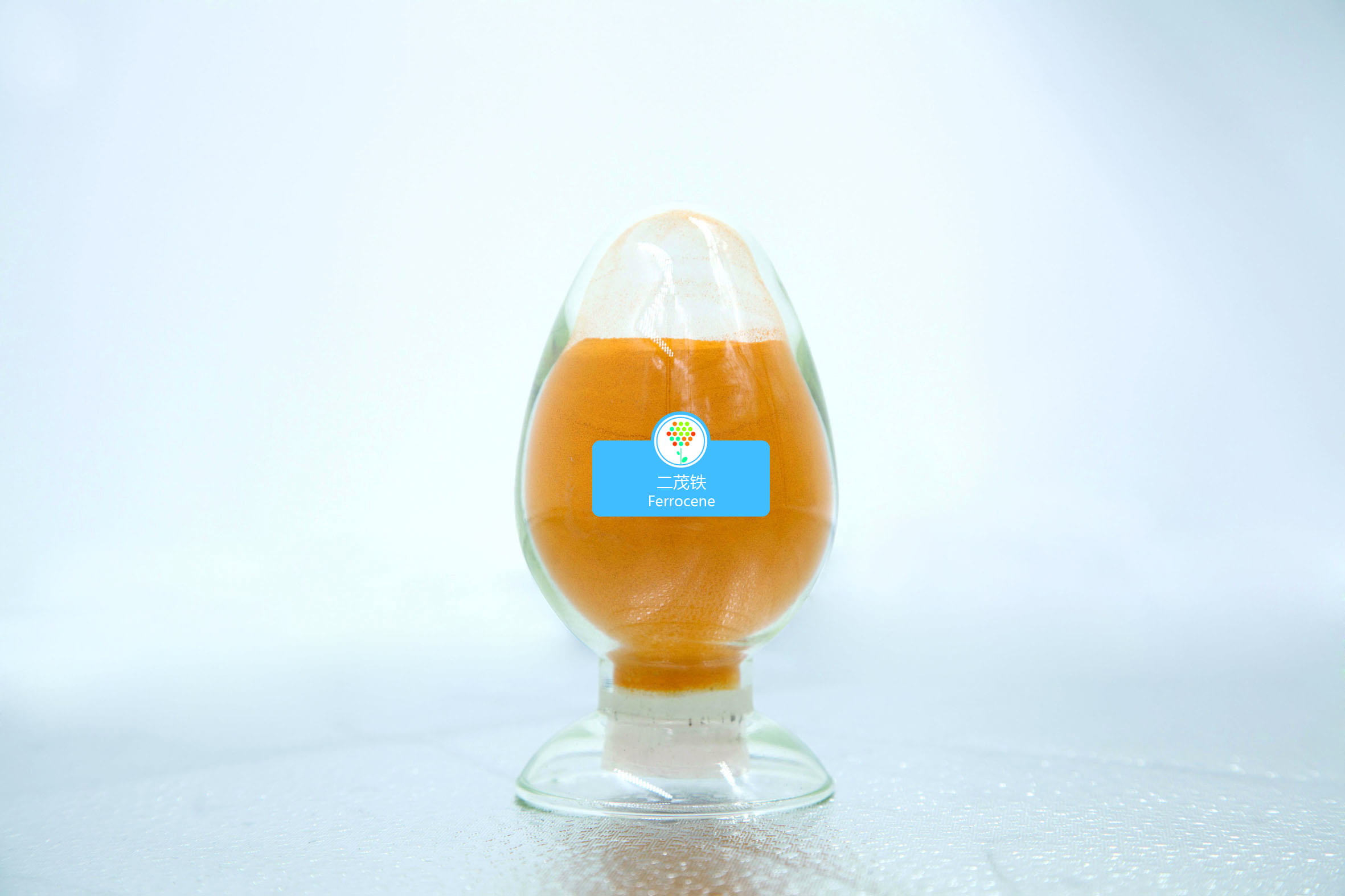 二茂铁薄膜电致变色性能