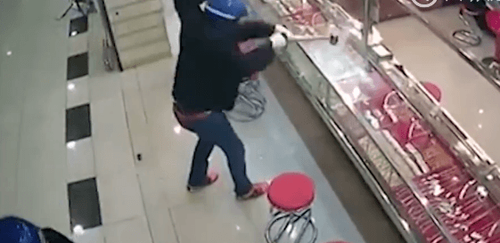 防盗之王——PVB(聚乙烯醇缩丁醛)防爆玻璃