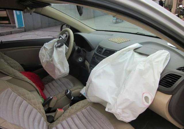 汽车安全气囊居然用推进剂里的硼粉点火 汽车安全气囊居然用推进剂里的硼粉点火